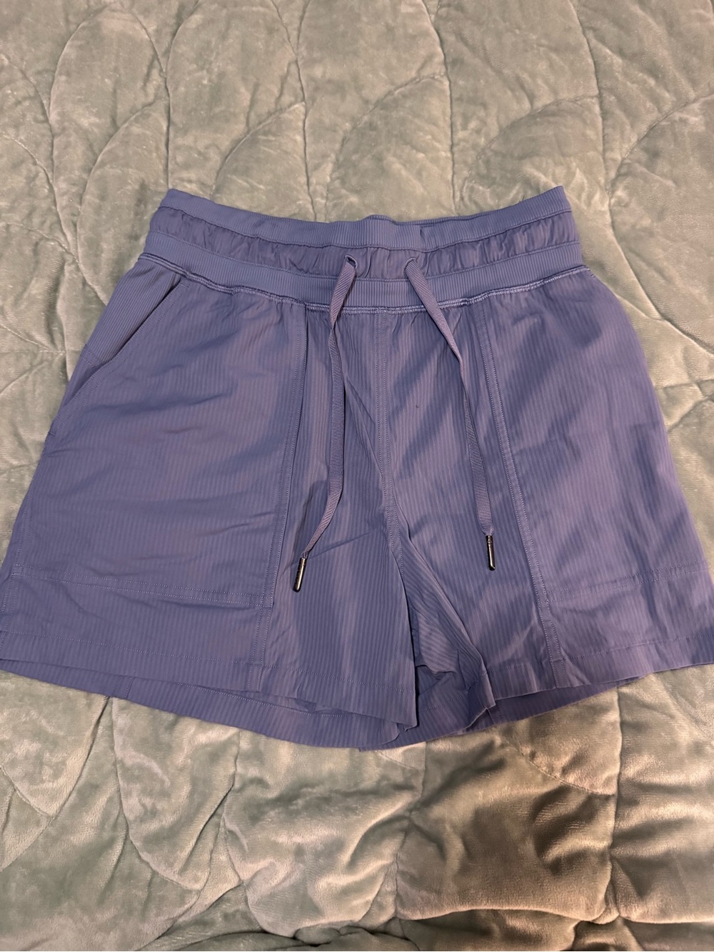lululemon Dance Studio High Rise Shorts 3.5” inseam Oasis Blue Size 2